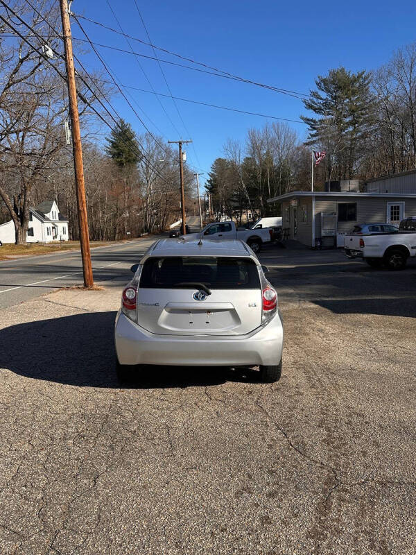 2014 Toyota Prius c One