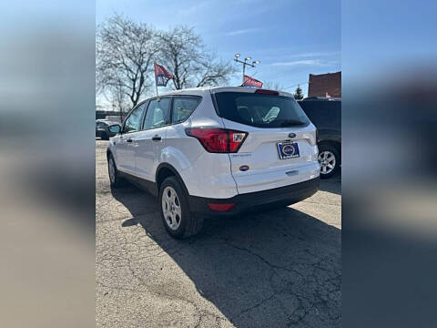 2019 Ford Escape S