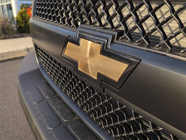 2025 Chevrolet Express 2500