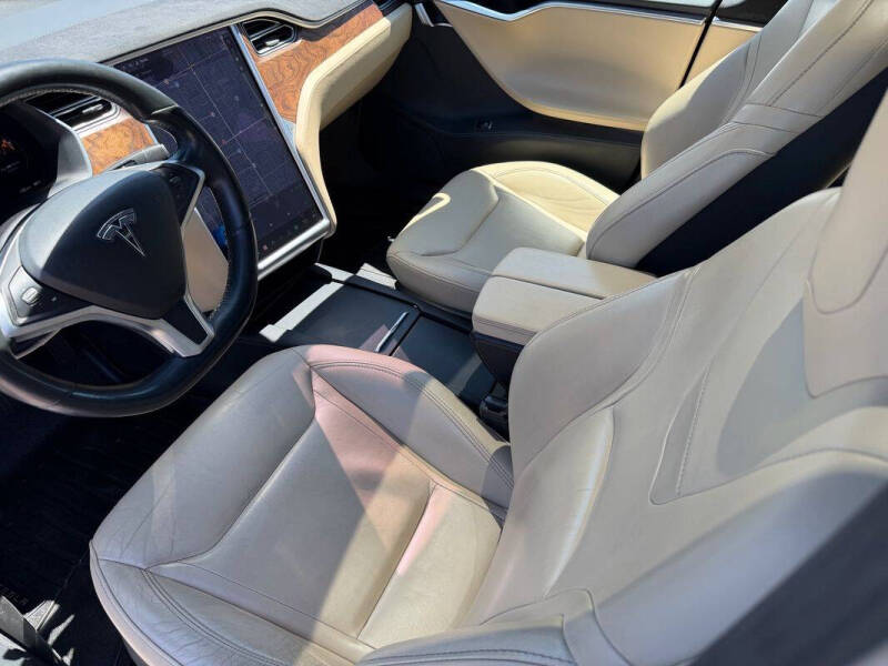 2016 Tesla Model S