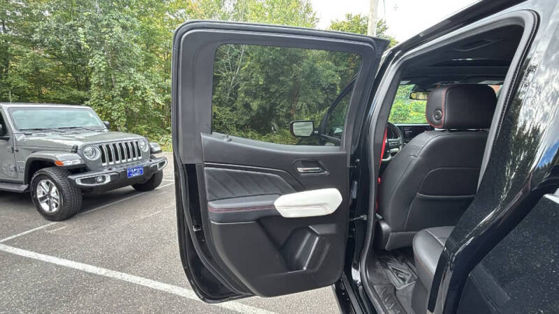 2024 GMC Canyon AT4X