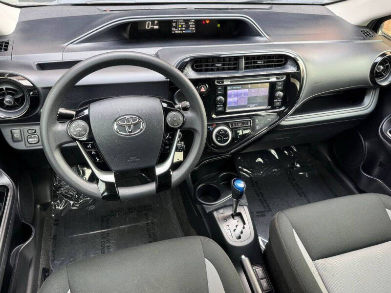 2018 Toyota Prius c Two