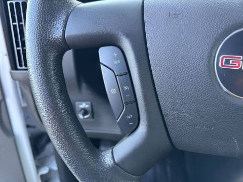 2023 GMC Savana 2500