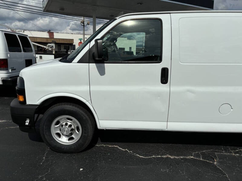 2018 Chevrolet Express 2500