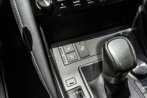 2024 Lexus IS 300
