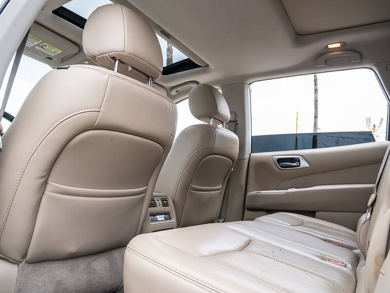 2017 Nissan Pathfinder