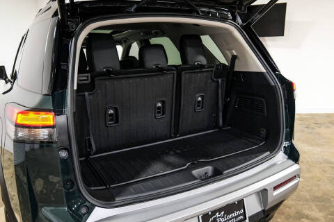 2024 Nissan Pathfinder Platinum