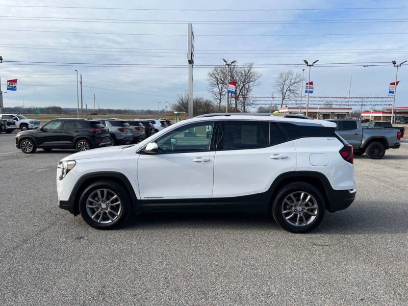 2023 GMC Terrain SLT