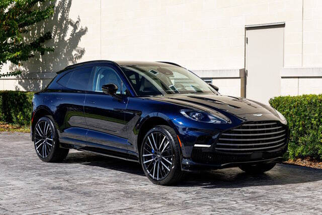 2026 Aston Martin DBX 707