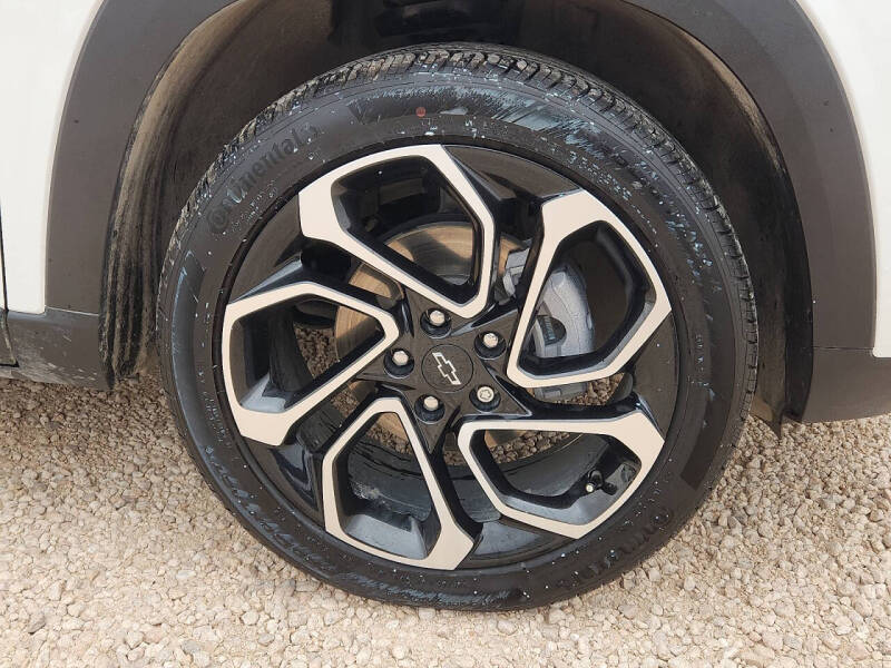 2025 Chevrolet Trax RS