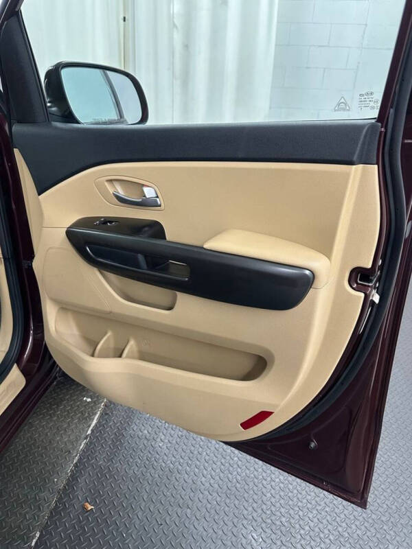2017 Kia Sedona LX