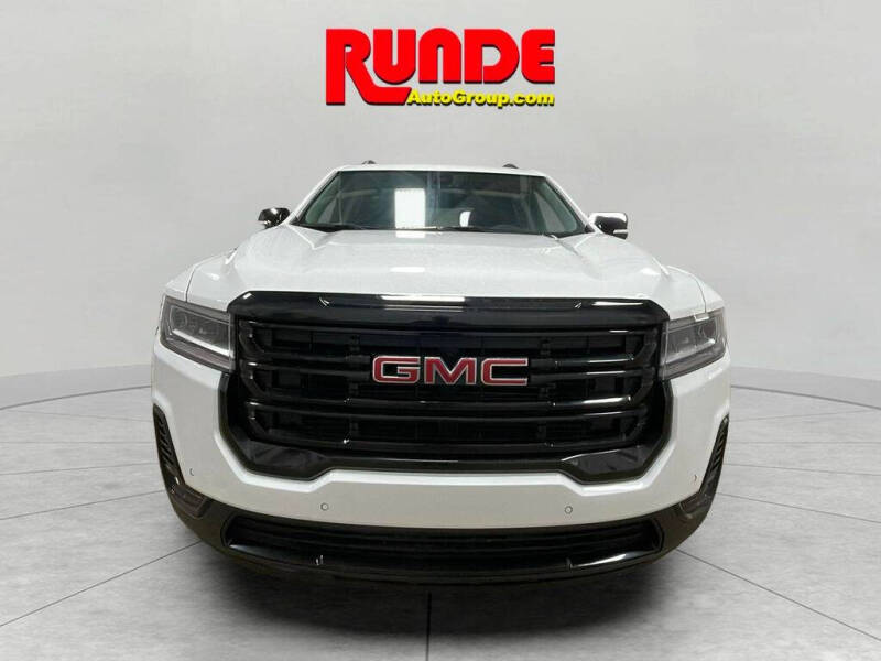 2023 GMC Acadia