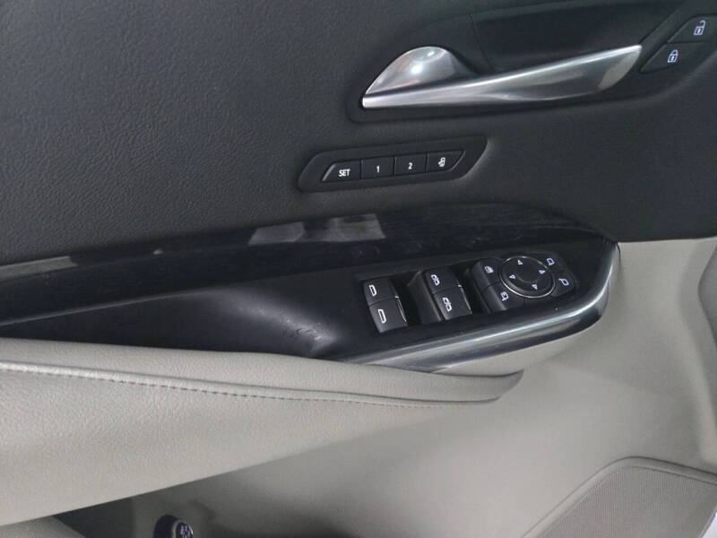 2019 Cadillac XT4 Premium Luxury