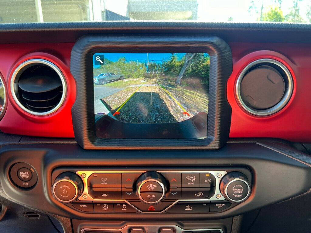 2023 Jeep Gladiator for sale at South East Car Agency in Gainesville, FL