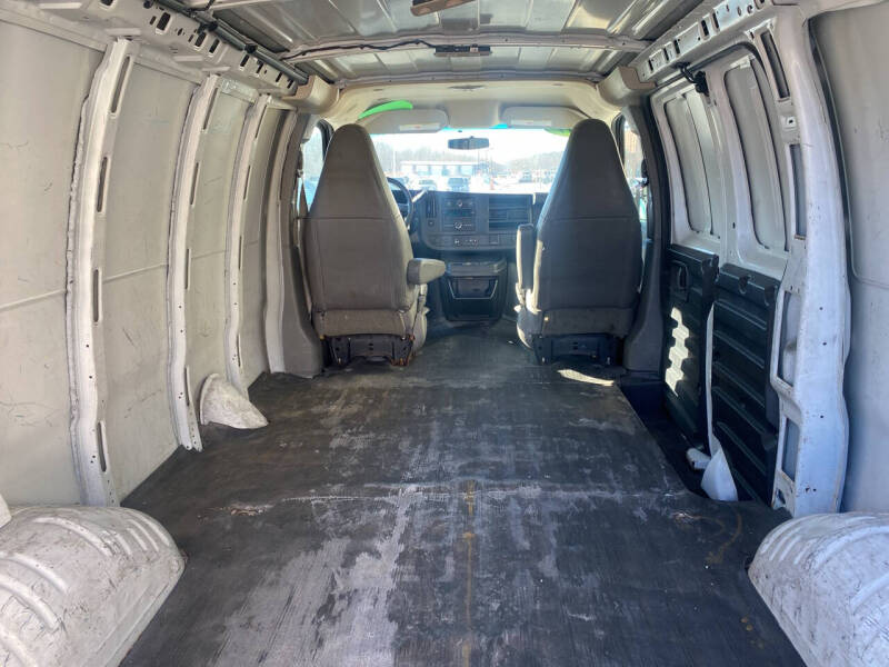 2017 Chevrolet Express 2500