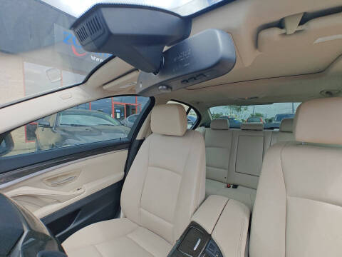 2012 BMW 5 Series 528i