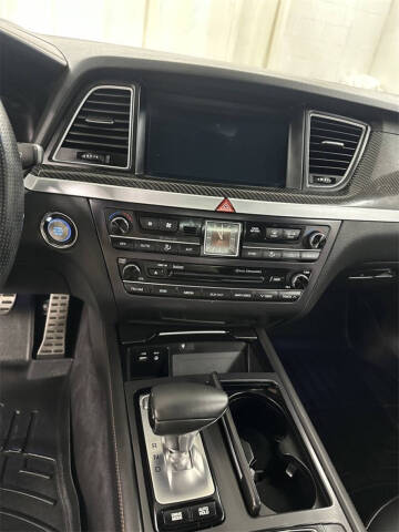 2018 Genesis G80