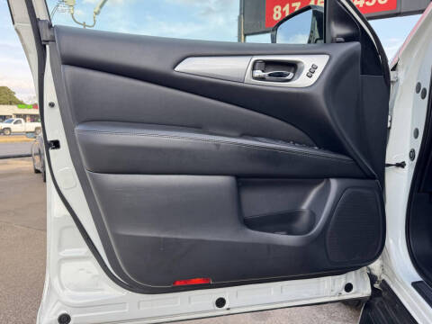 2017 Nissan Pathfinder