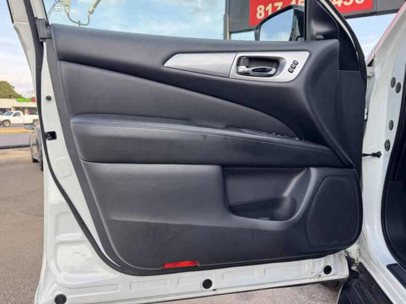 2017 Nissan Pathfinder