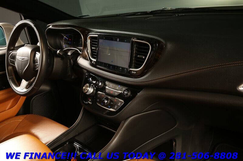 2021 Chrysler Pacifica Hybrid Pinnacle