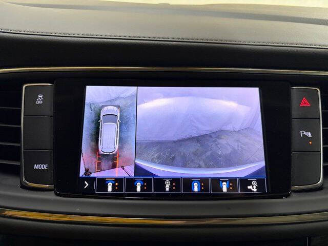 2020 Buick Enclave Essence