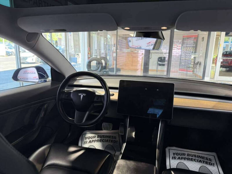 2019 Tesla Model 3 Long Range