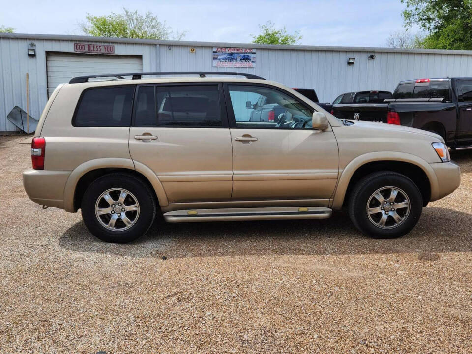 2005 Toyota Highlander for sale at AUTHE VENTURES AUTO in Red Oak, TX