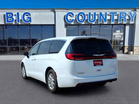 2024 Chrysler Pacifica Touring L