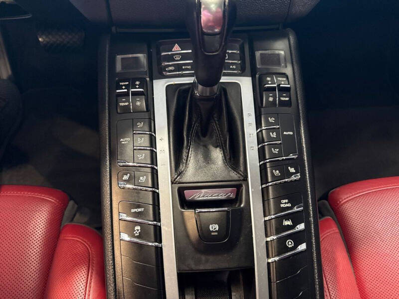 2017 Porsche Macan S