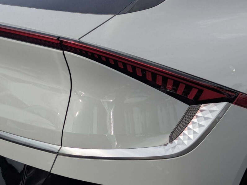 2026 Kia EV6 Wind