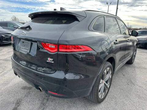 2017 Jaguar F-PACE S