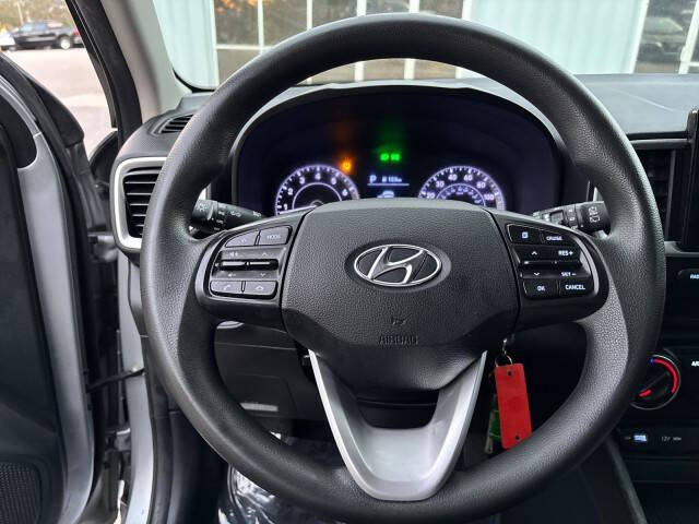 2022 Hyundai Venue SE