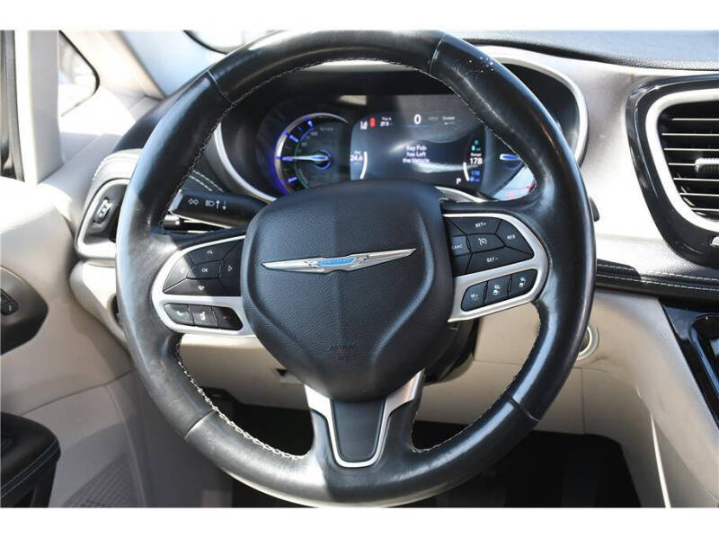 2021 Chrysler Pacifica Hybrid Touring L