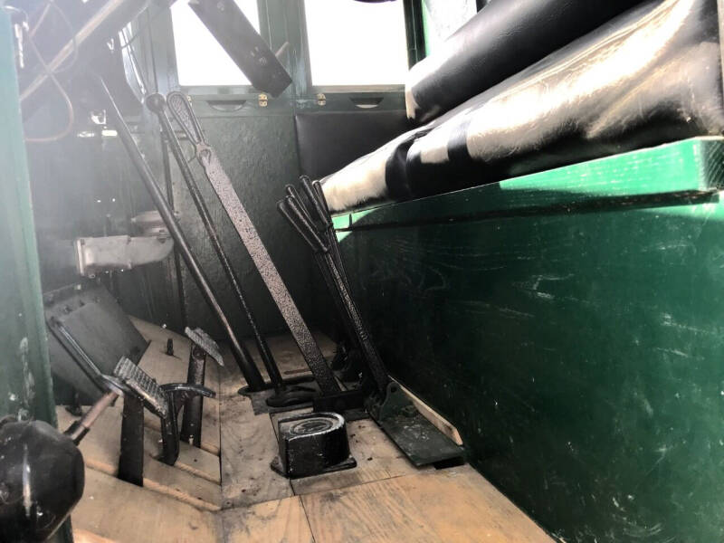 1924 Mack Model AC