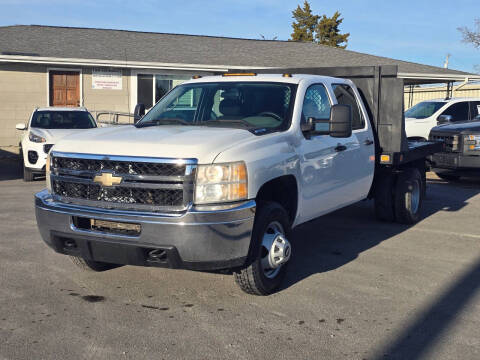 2011 Chevrolet Silverado 3500HD CC