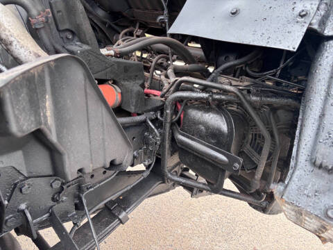 2013 Mitsubishi Fuso FG4X4