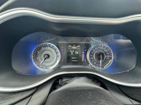 2016 Chrysler 200 Limited Platinum