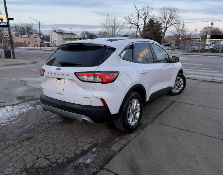 2020 Ford Escape SE