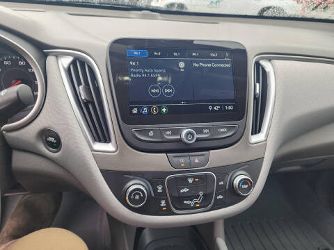 2025 Chevrolet Malibu LS