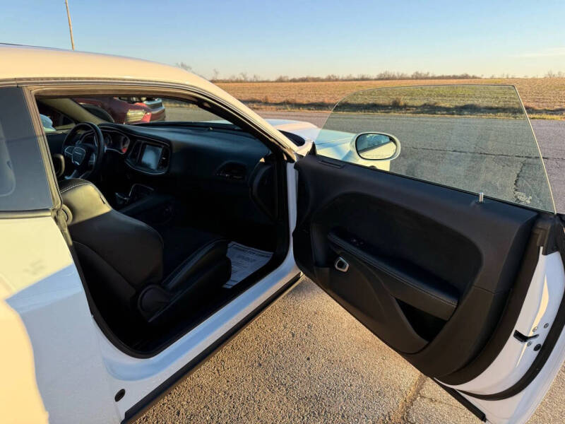 2016 Dodge Challenger SRT 392