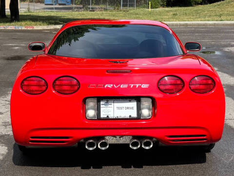 2004 Chevrolet Corvette