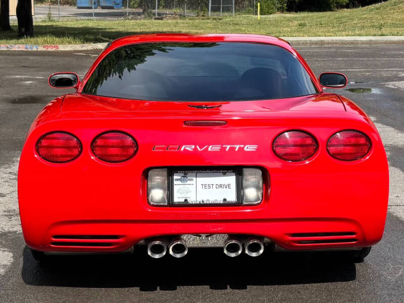 2004 Chevrolet Corvette