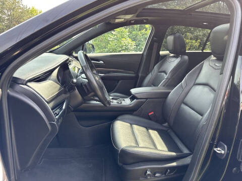 2023 Cadillac XT4 Sport