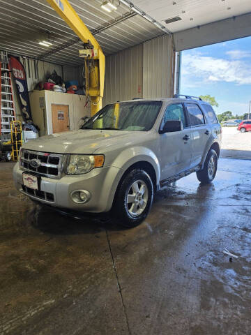 2009 Ford Escape for sale at WESTSIDE GARAGE LLC in Keokuk IA