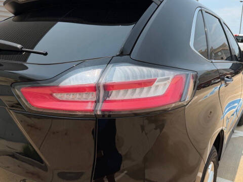 2021 Ford Edge Titanium