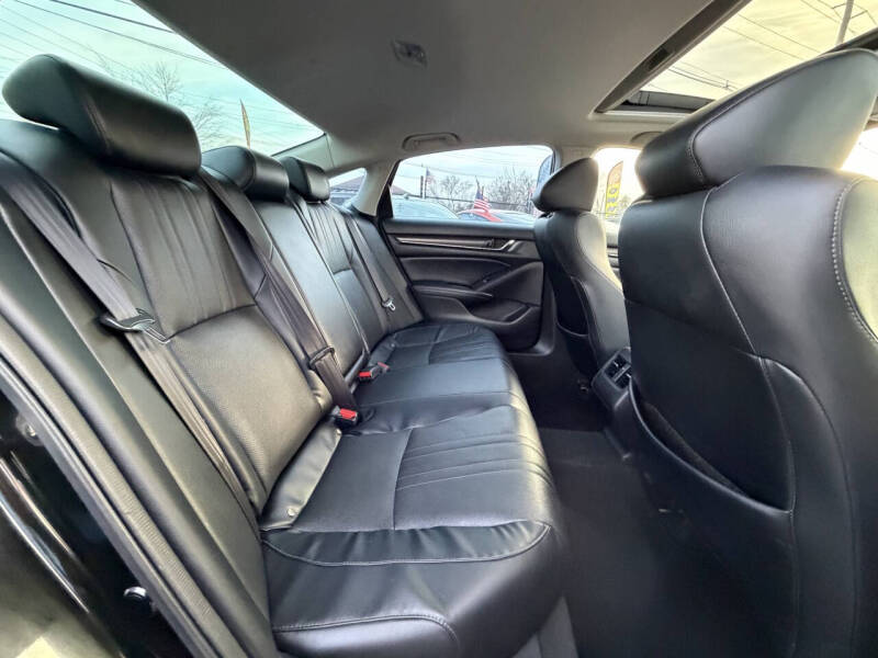 2018 Honda Accord EX-L w/Navi