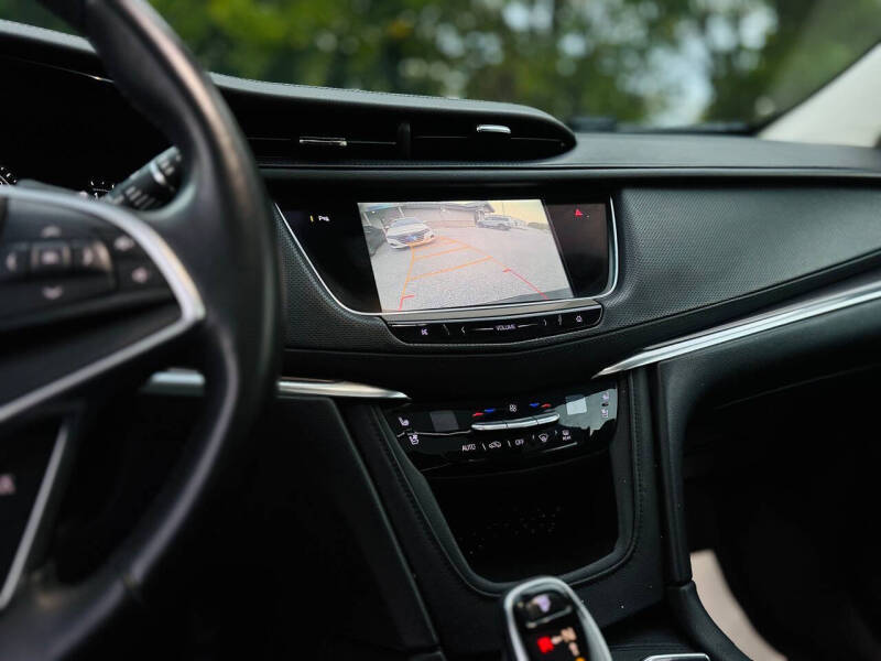 2017 Cadillac XT5 Premium Luxury