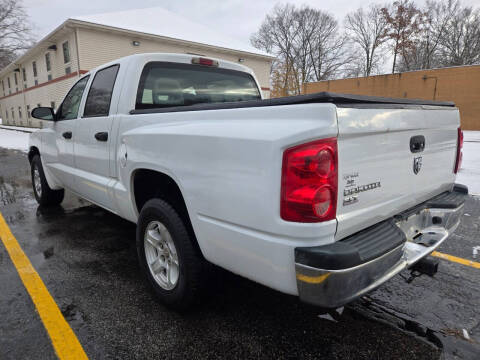 2005 Dodge Dakota SLT