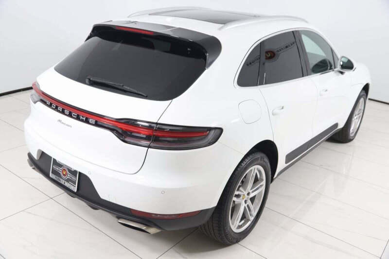 2021 Porsche Macan