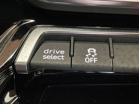 2024 Audi e-tron GT quattro Premium Plus